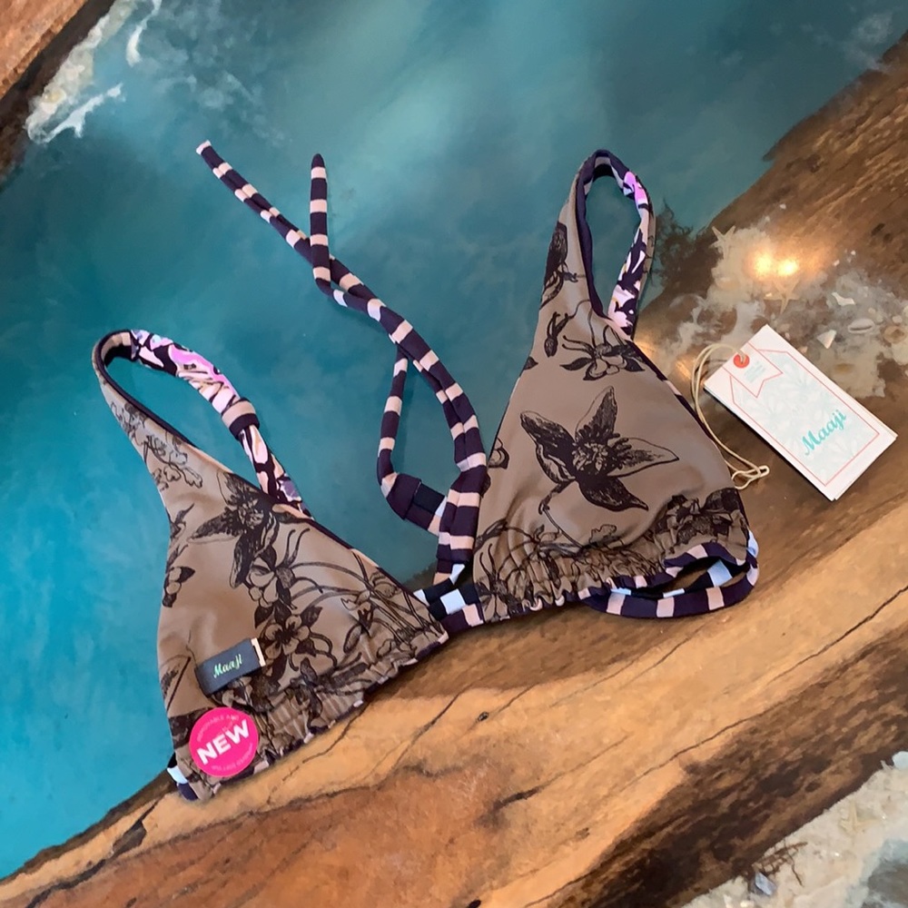 NEW Maaji Brand Bikini Top π₯ - Picture 2 of 4